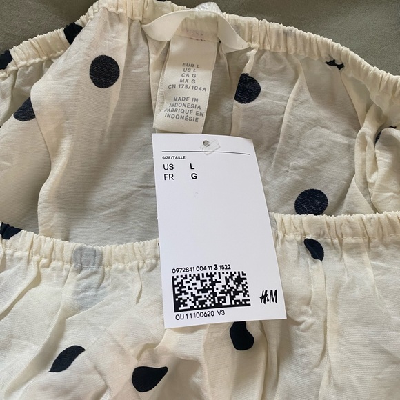 NWT H&M Off the Shoulder Polka Dot Crop Top - Picture 4 of 5